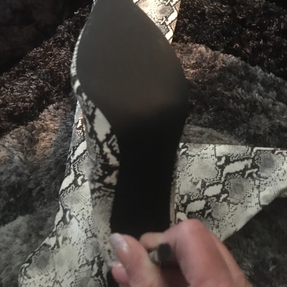 Steve Madden size 6 Demanding Fashion Boots NWT - Picture 4 of 8